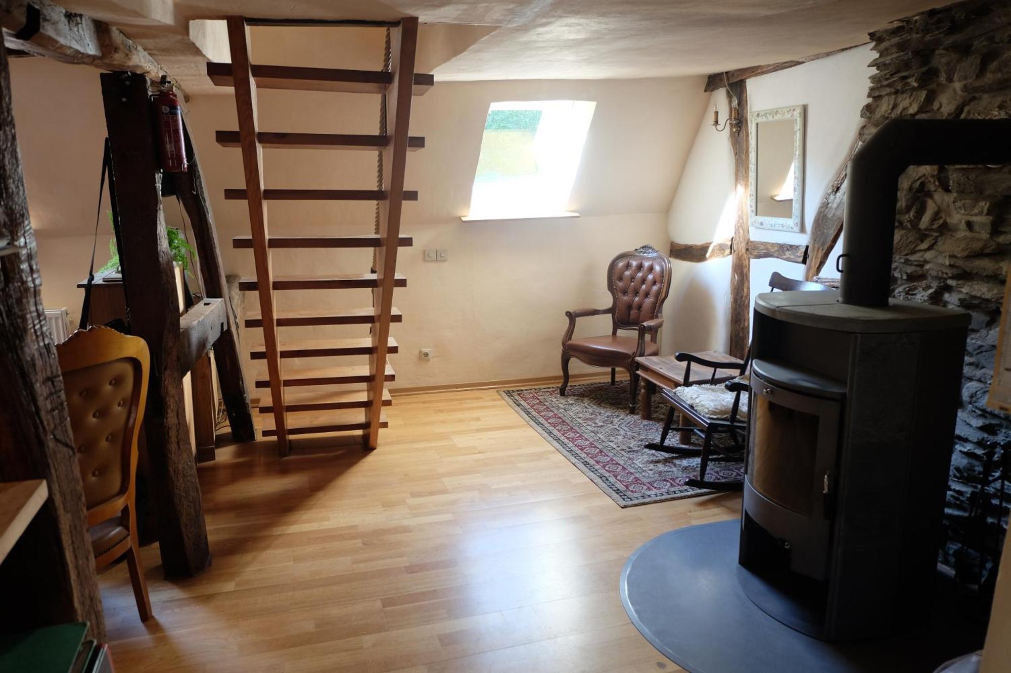 Historisches Haus Im Herzen Von 蒙绍 客房 照片